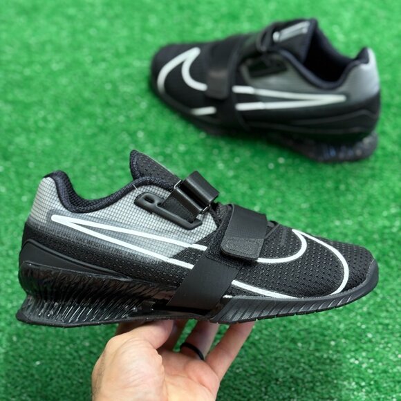 Nike Romaleos 4 Black White Mens Shoes CD3463-010 NEW Sz 7.5